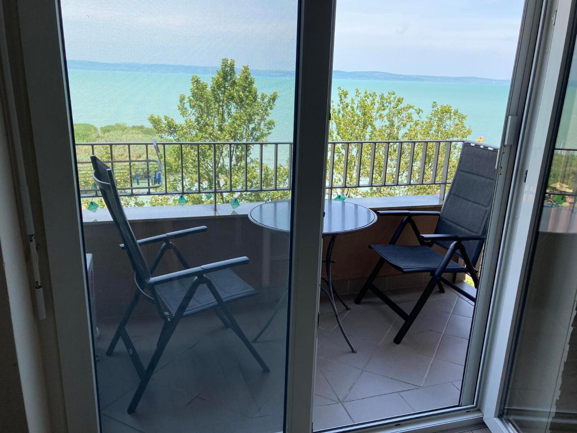 Panorama Gold Wellness Apartman Шиофок Экстерьер фото