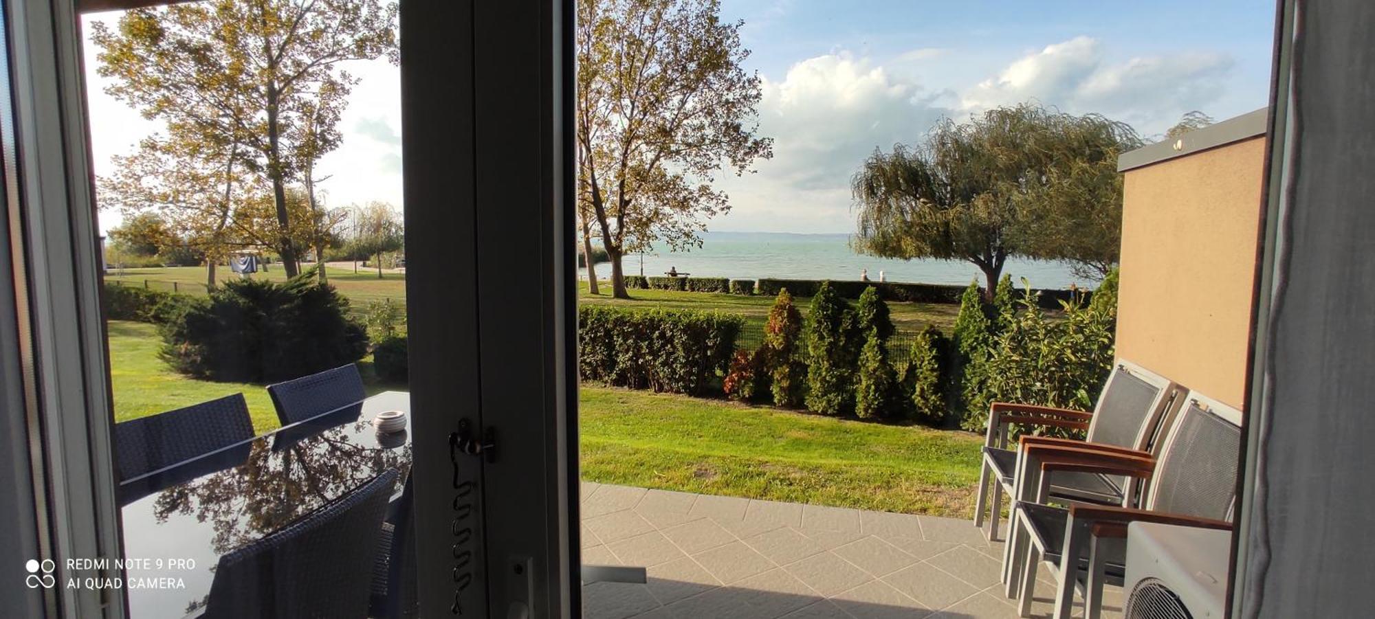 Panorama Gold Wellness Apartman Шиофок Экстерьер фото